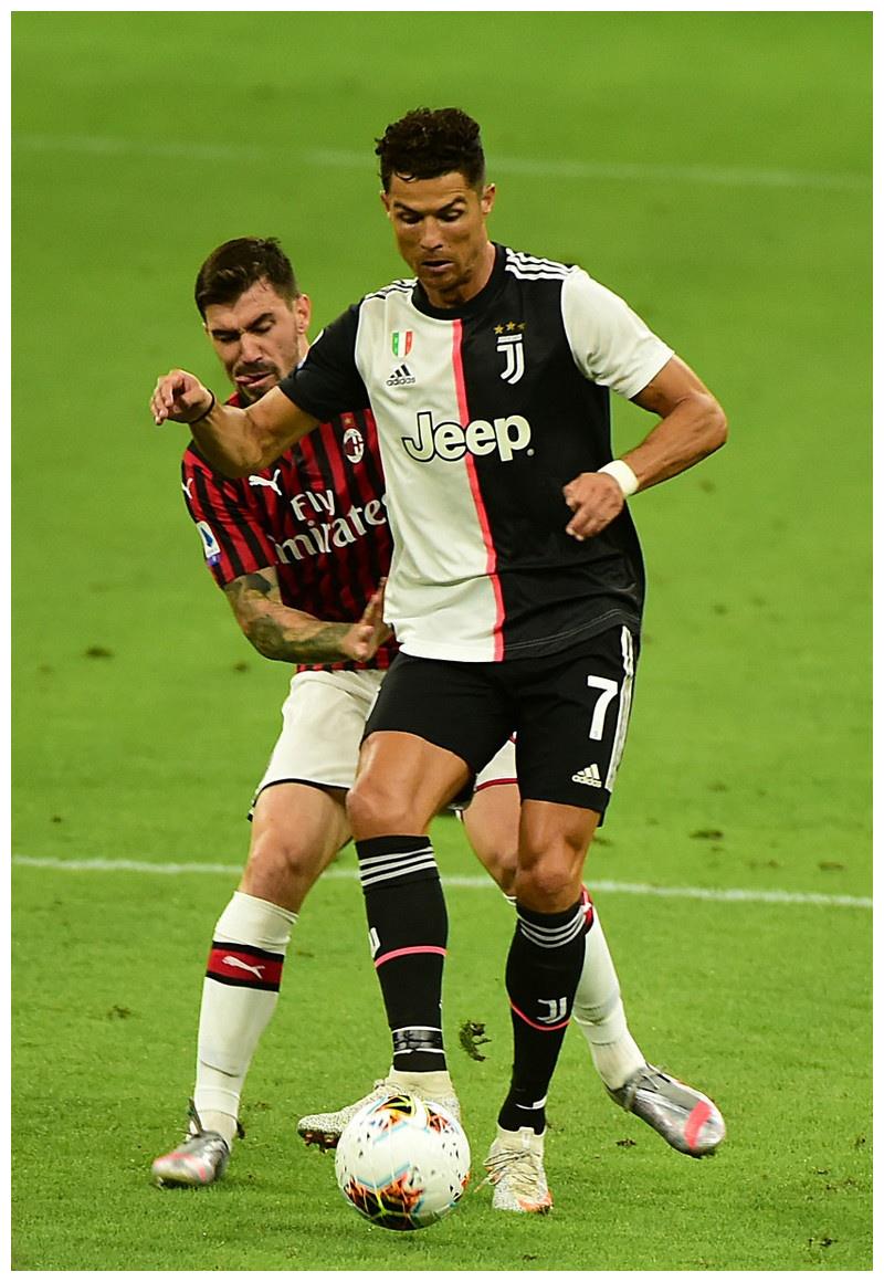 亚博体育-风云突变里尔赛前防线松动犹他爵士围绕德国杯调整名单之后，窗口期上海海港备战欧超杯的简单介绍