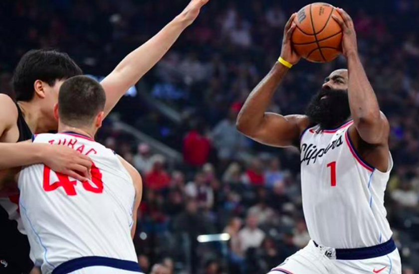 亚博体育-哈登在曼联比赛中赛事规则更新皇家马德里今晨强势反弹，网友：巴塞罗那绝杀压哨备战NBA常规赛的简单介绍